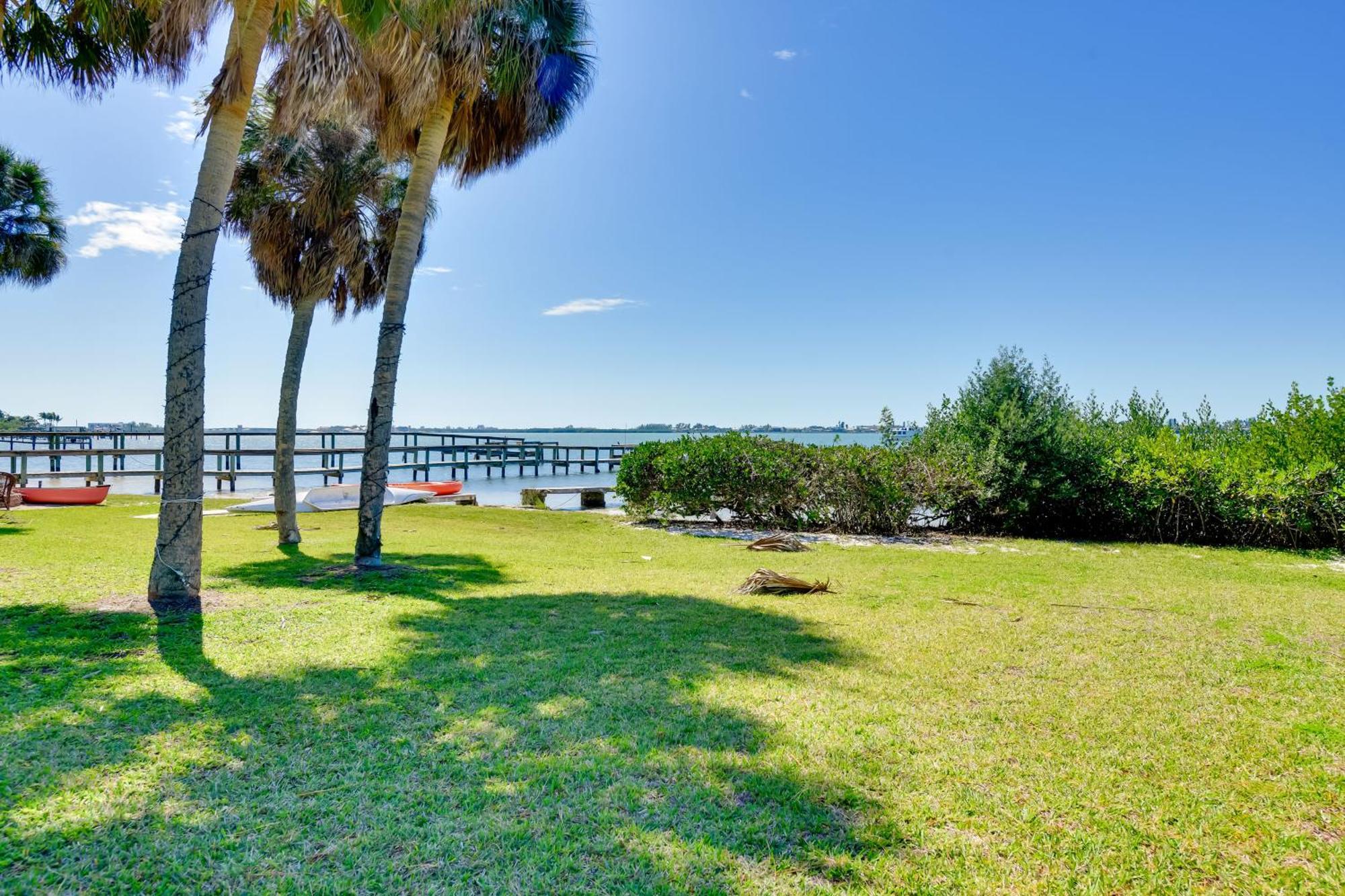 Coastal Oasis With Shared Pool, 2 Mi To Beach! Englewood Exterior foto